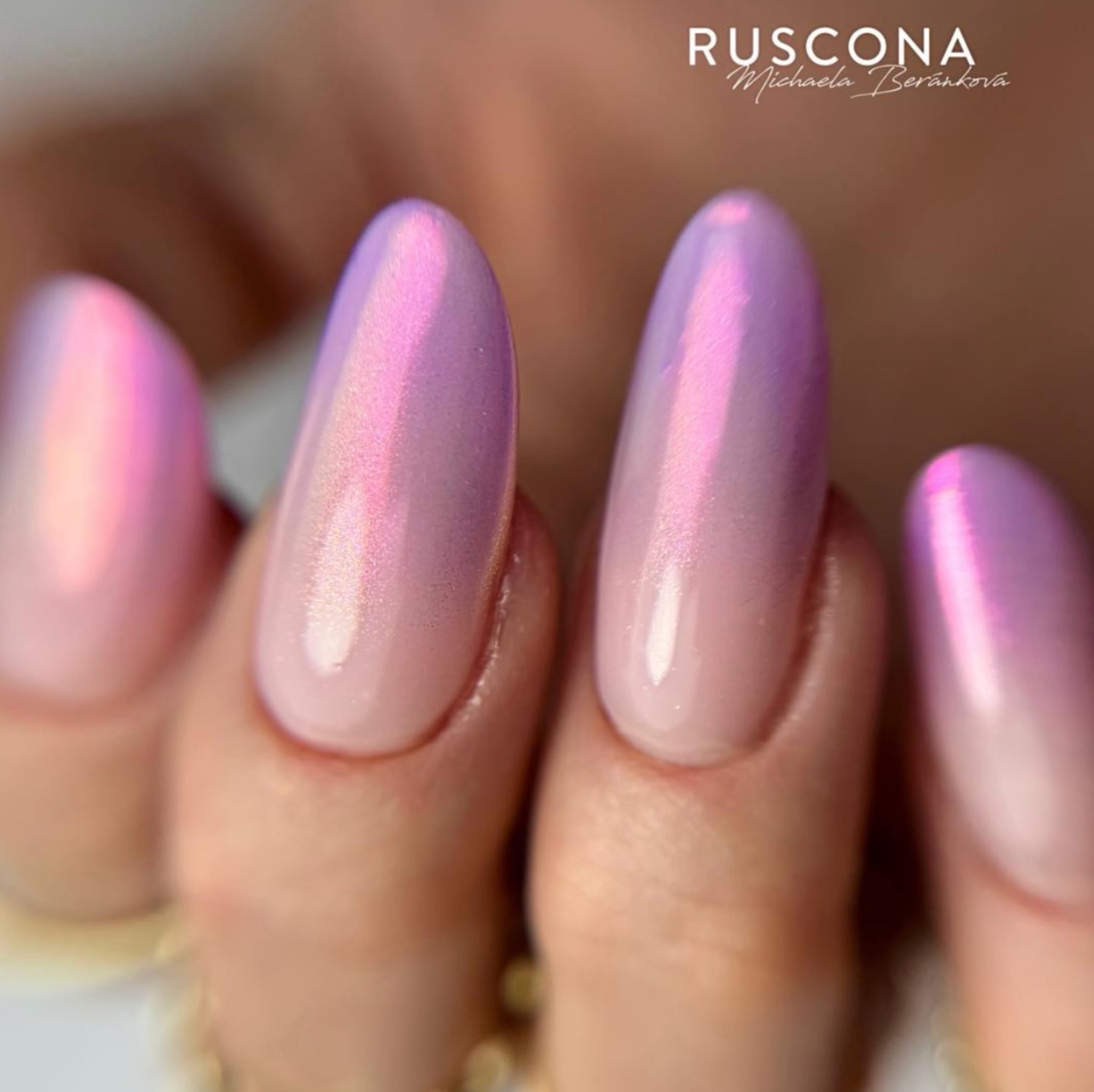 Das Beste von Gelnägeln im 2025: Trends, die Sie begeistern