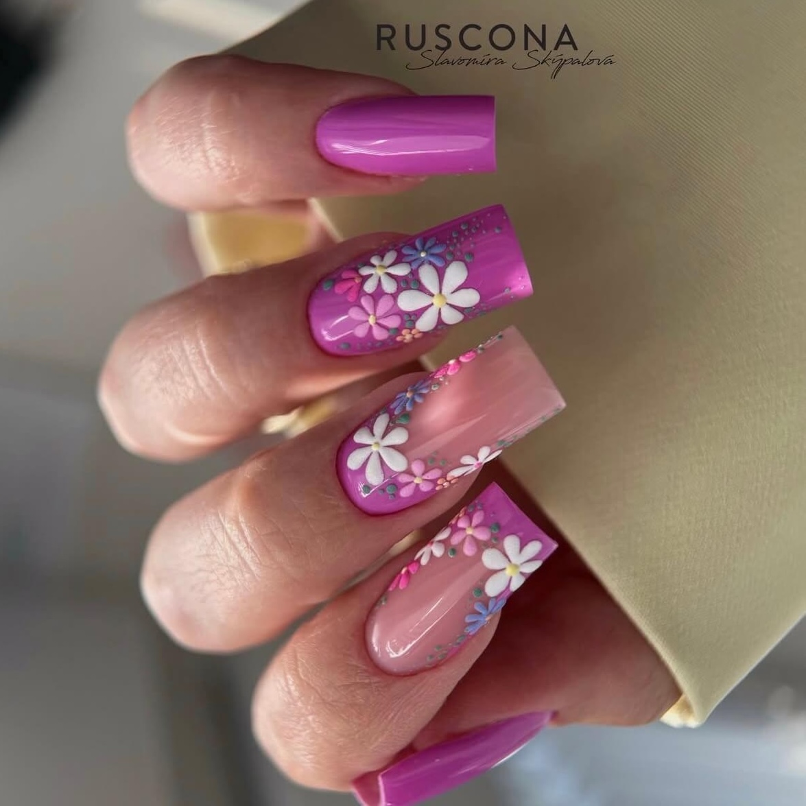 Nageltrends Frühling 2026: Ideen von Nageldesignerinnen, Farben und Designs, die man dieses Jahr überall sieht