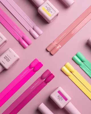 farb - gellacke Frisch. Zart. Unübersehbar. 🌸🌸🌸 Wir präsentieren Frühlings-Gellacke in 7 Farbtönen, die diese Saison...