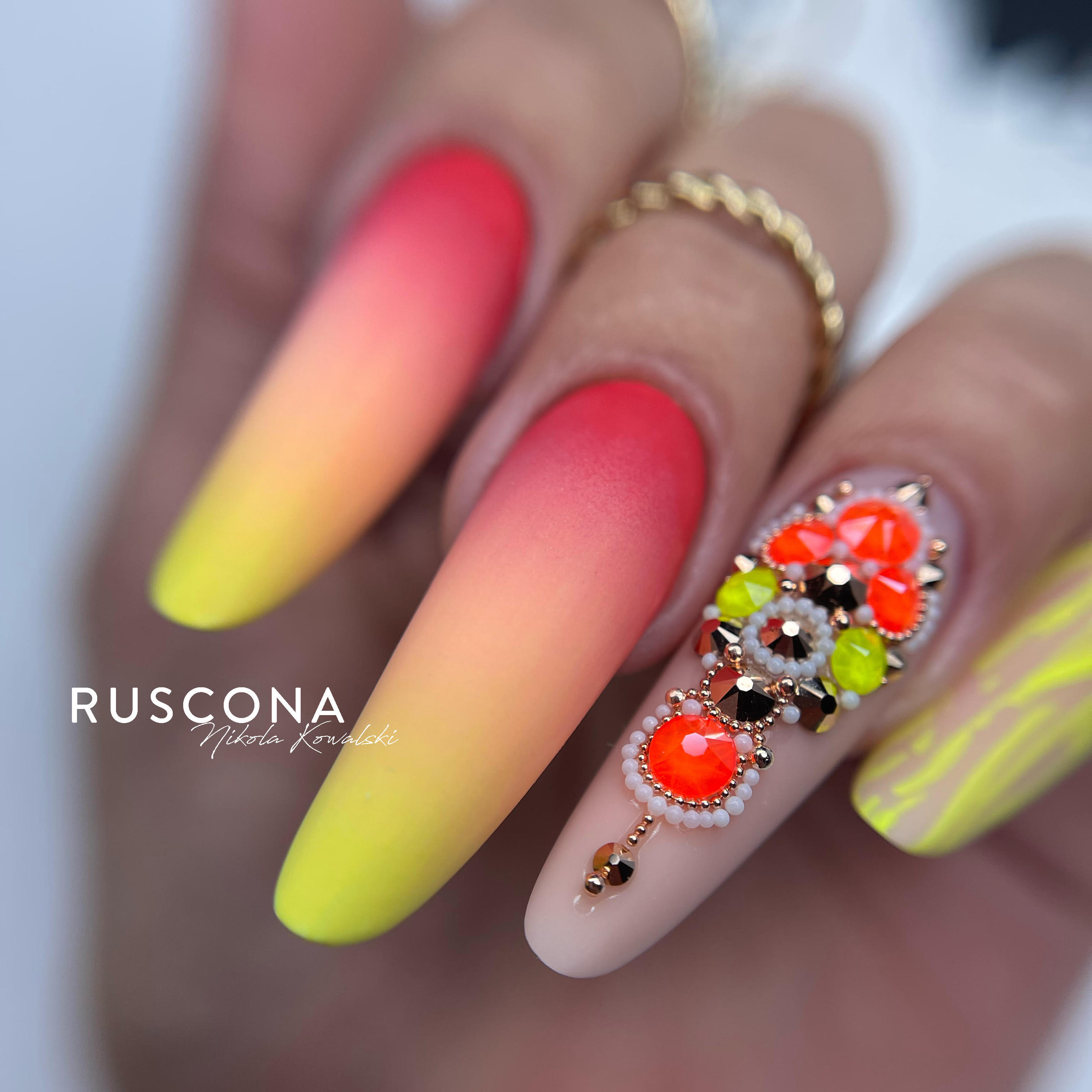OMBRE NAILS: zdobení nehtů, které neomrzí