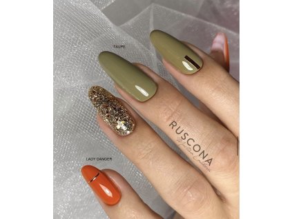 taupe nova