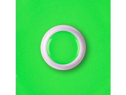 140 screaming green