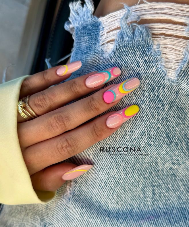 s u m m e r 💖 LADY MARMALADE 💛 LIMONCELO SHOTT 🦋 TIFFANY 🧡 BUENOS BUILDER MAKE UP IVORY 😊 #rusconacz #summernails #summervibe