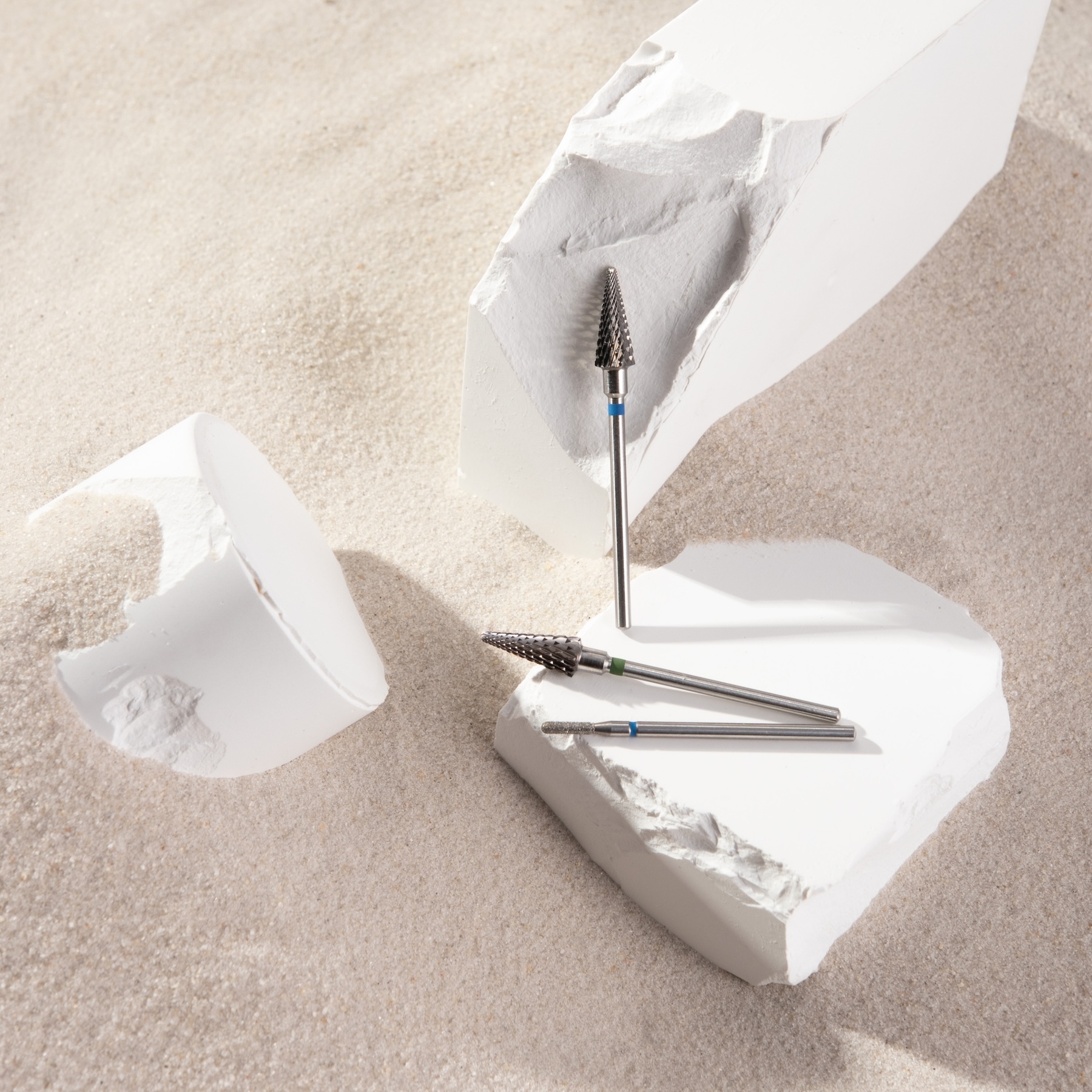 Wie entfernt man Gelnägel und Gellack?