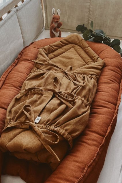 Bundle Deal | 3-Bow Linen Swaddle CARAMEL + Baby Nest RUST