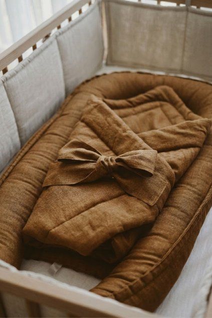 Bundle Deal | 1-Bow Linen Swaddle CARAMEL + Baby Nest CARAMEL