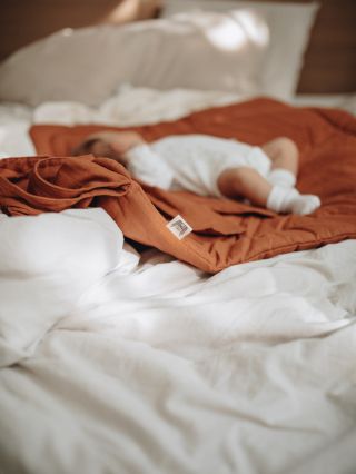 Ľan je pre bábätkovskú pokožku príjemne stimulujúci a najmä VZDUŠNÝ. Zapareniny sú totiž au au. 🥲 Takto rozloženú...