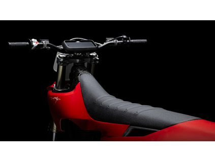 SMX1 2 red seats grip