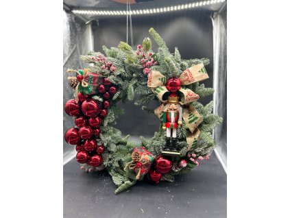 Luxusní vánoční věnec Nutcracker Royale s figurkou louskáčka
