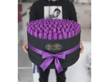 76BB7C5E D944 4000 9672 B437832EBE18