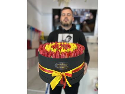 Luxury Tulip Arrangement – 1095