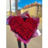 Гігантський букет у формі серця