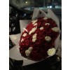 bouquet of 101 roses - red/snow white