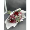 Crimson Harmony – Red Roses and Delicate Santini