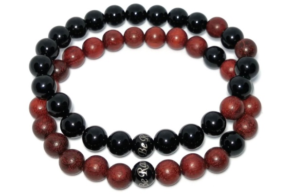 Originální dárek pro kamarádku – minerální náramek