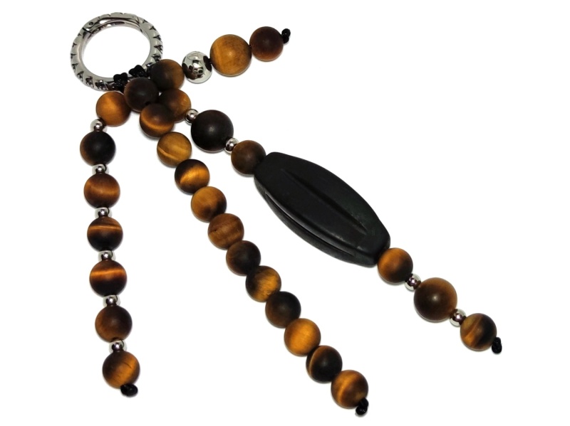 Klíčenky s křížkem – praktické doplňky s významem