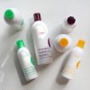 ziaja intenzivní redukce lupů  šampon na vlasy černá ředkev 400 ml