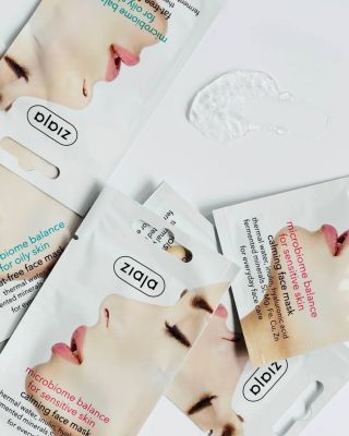 V Ziaja refreshing balance pleťových maskách najdete prebiotické látky, které vyživují váš přirozený mikrobiom. 👉 pleťová...