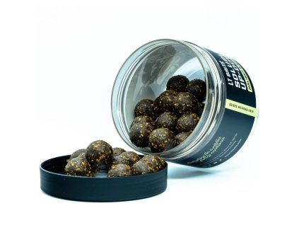 rozpustne-a-vyvazene-boilies-lt-baits-halibut-banana-01
