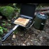 NGT touster Toastie Maker při přípravě toustů