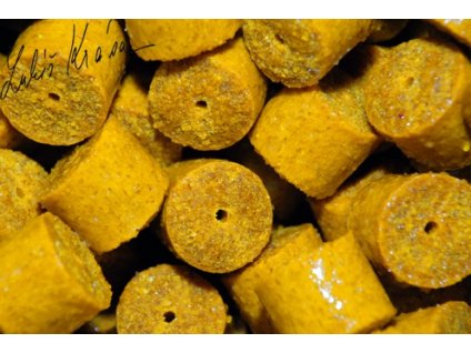 LK BAITS KUKUŘIČNÉ PELETY - CORN PELLETS 1KG, 20MM