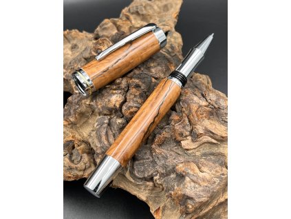 Dřevěné kuličkové pero WoodenFish L - oliva stříbrné
