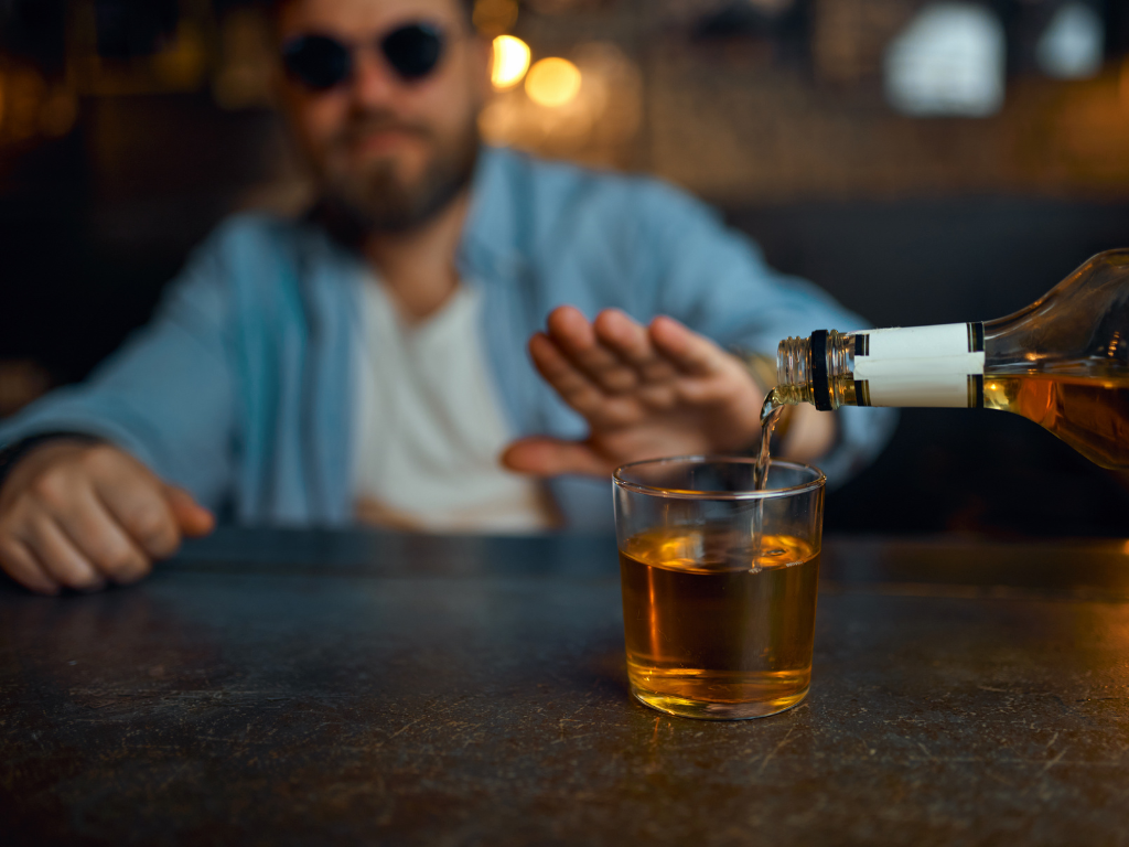 Suchej únor: Jak zvládnout měsíc bez alkoholu a co pít, když nepijete