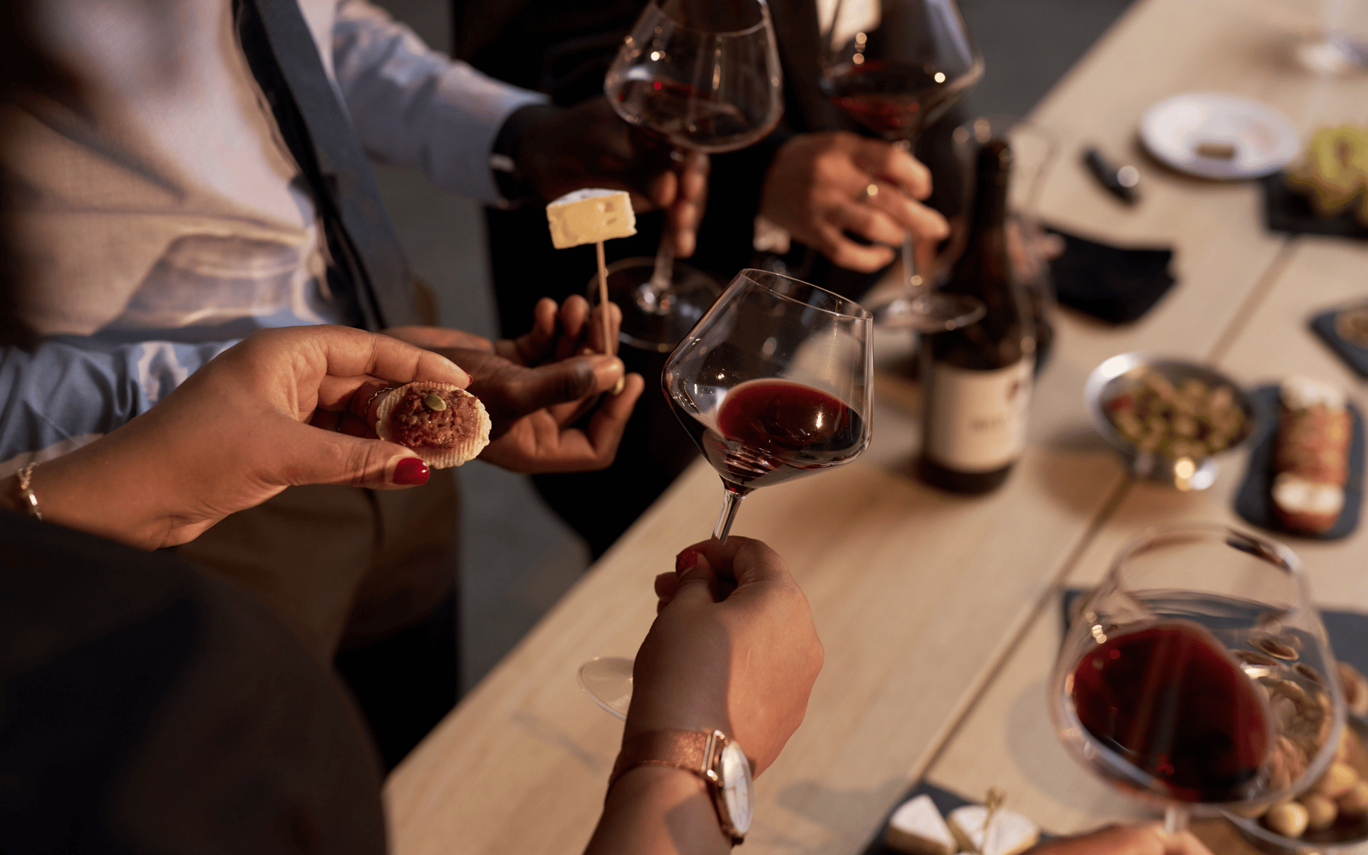 Tříslovina ve víně: Proč ji (ne)milujete už po prvním loku?