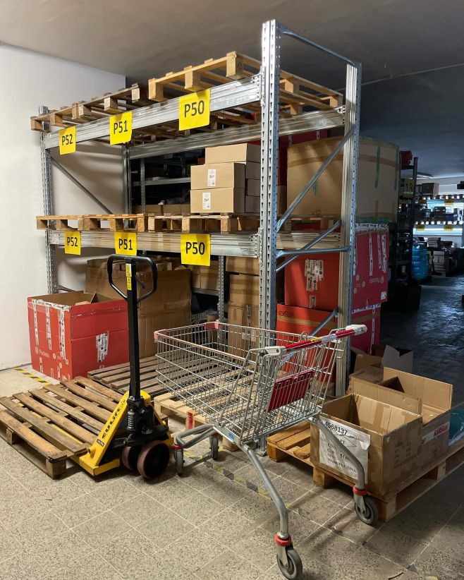 Už u nás probíhají intenzivní přípravy na vánoční sezónu 👍🏻🎄🛍️🛒🎁