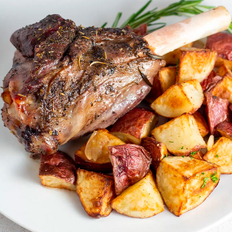 PEČENÉ JEHNĚČÍ KOLINKA