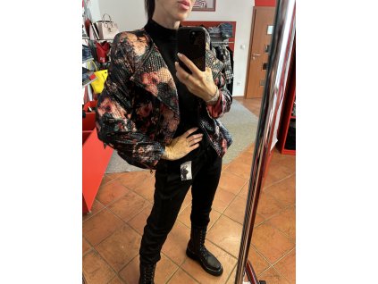 bunda 005 - černá růže