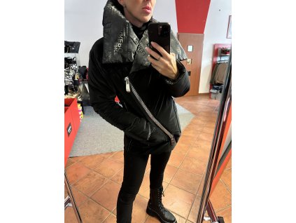 Bunda 069 - černá s límcem