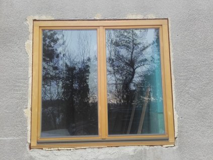 Dřevěná okna a dveře