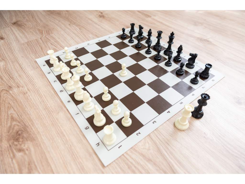 Šachová souprava komplet velká hnědá