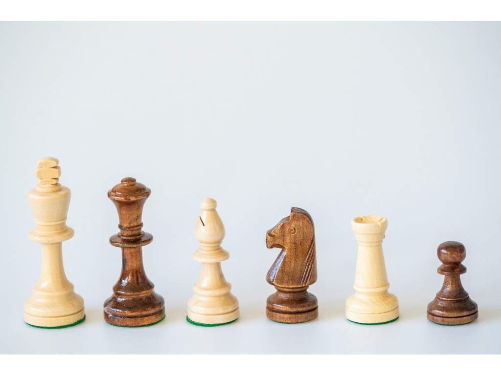 Drevené šachové figúrky Staunton Glaze; náhradné (Figúrky Čierny pešiak)