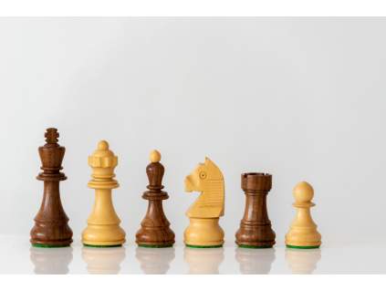 Šachové figurky Caissa extra střední  + doprava zdarma