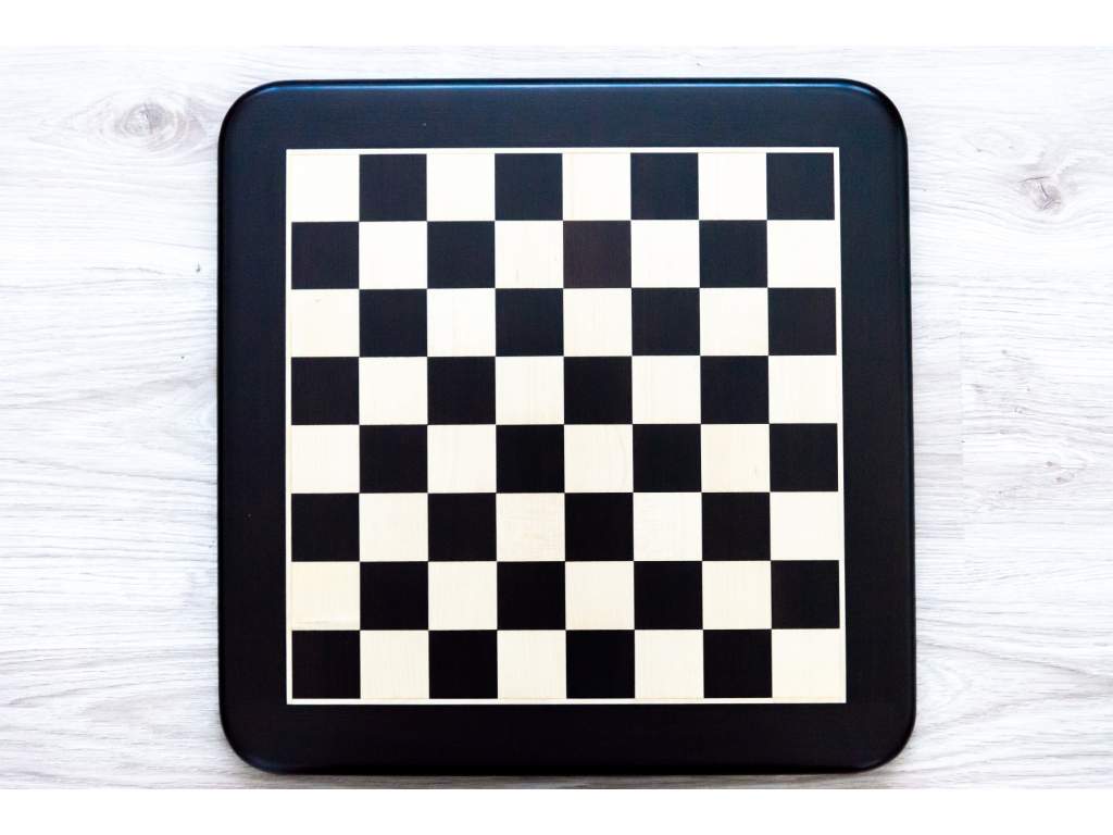 Drevená šachovnica čierna perla  + doprava zdarma