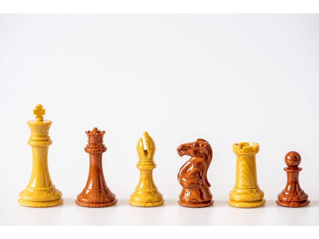 Šachové figúrky Staunton Spruce Tek  + doprava zdarma