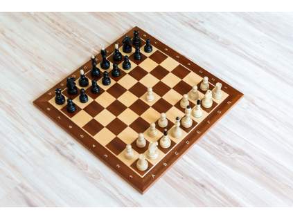 Česká klubovka s šachovnicou z javora MAXI + doprava zdarma + darček