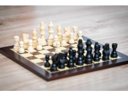 Drevený šach s krabičkou malý  + doprava zdarma
