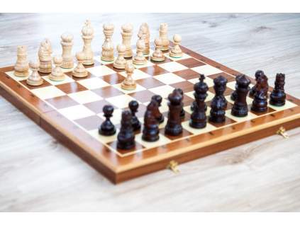Drevené šachy Orient  + doprava zdarma