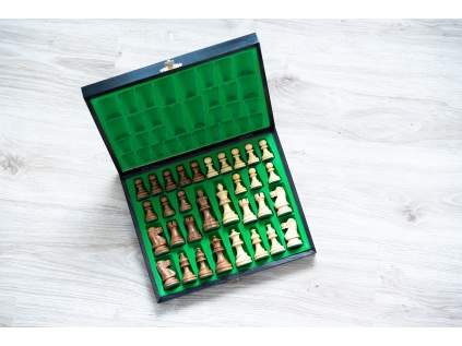 Šachové figúrky American Staunton v čiernom drevenom boxe