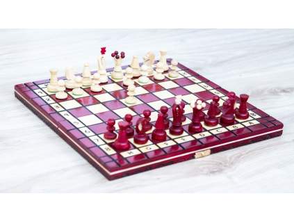 Drevené šachy Timbela červené  + doprava zdarma