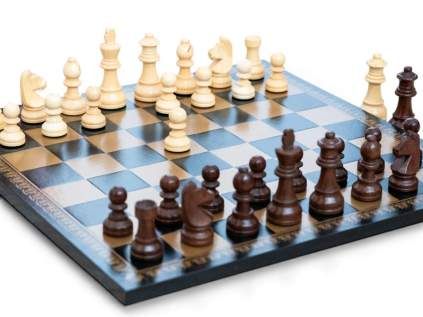 Šachová súprava Staunton Dragon  + doprava zdarma