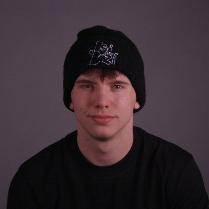 Černá čepice JSI BOŽÍ