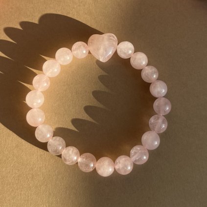 Náramek s růženínem