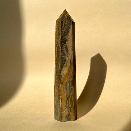 Tygří oko XL (1,611 kg)AAA  extra velký obelisk