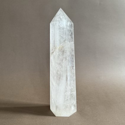 Křišťál XL (1,681kg)  extra velký obelisk
