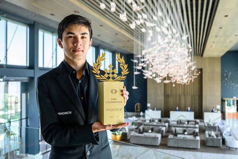 Sindarov și Vaishali și-au câștigat dreptul de a concura pentru titlul de campion mondial la șah