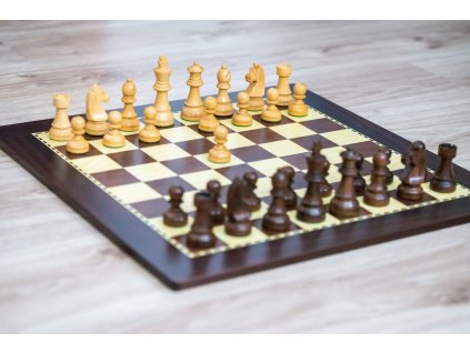 Drevená šachová súprava profesionál